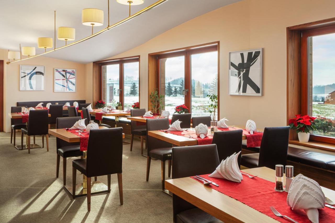 Grund Resort Golf And Ski Mladé Buky Εξωτερικό φωτογραφία